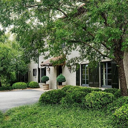 Hotel Domestique Травелерс Рест Экстерьер фото
