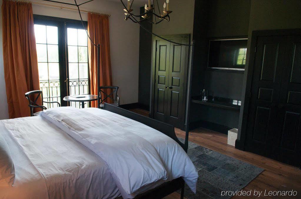 Hotel Domestique Травелерс Рест Экстерьер фото
