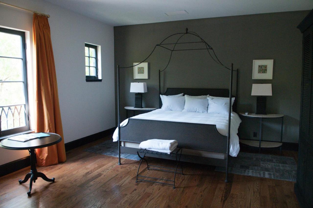 Hotel Domestique Травелерс Рест Экстерьер фото