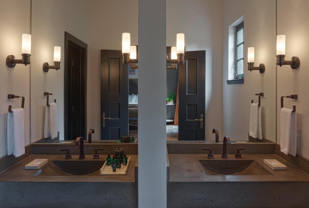 Hotel Domestique Травелерс Рест Экстерьер фото